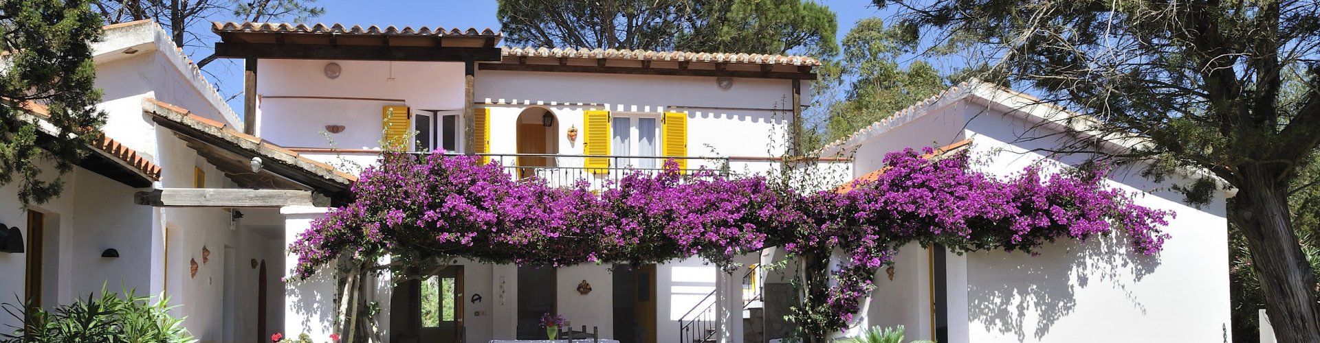 Villa mit Terrasse und Balkon in Süd-Ost Sardinien